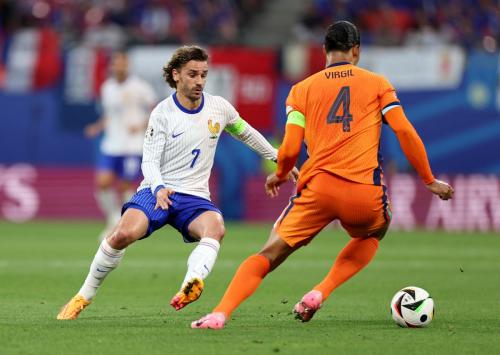 Antoine Griezmann (7) berpotensi dicadangkan di laga Spanyol vs Prancis. (Foto: REUTERS)